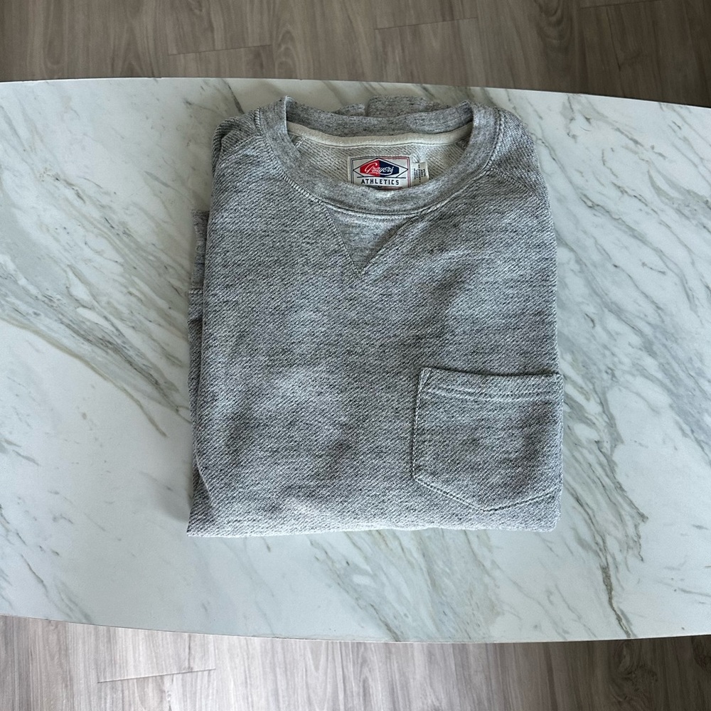 Grayers Athletics Crew Neck Sweater Sz M